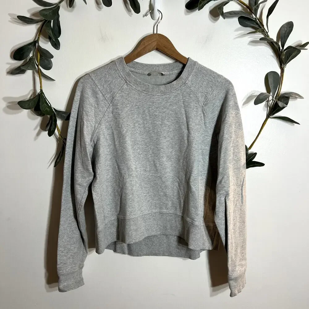 Lululemon Gray Crew Neck Pullover